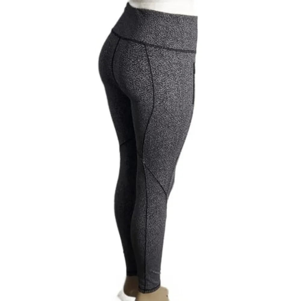 Lululemon Run It Out Tight Power Luxtreme Ripple Jacquard Black White Size 8